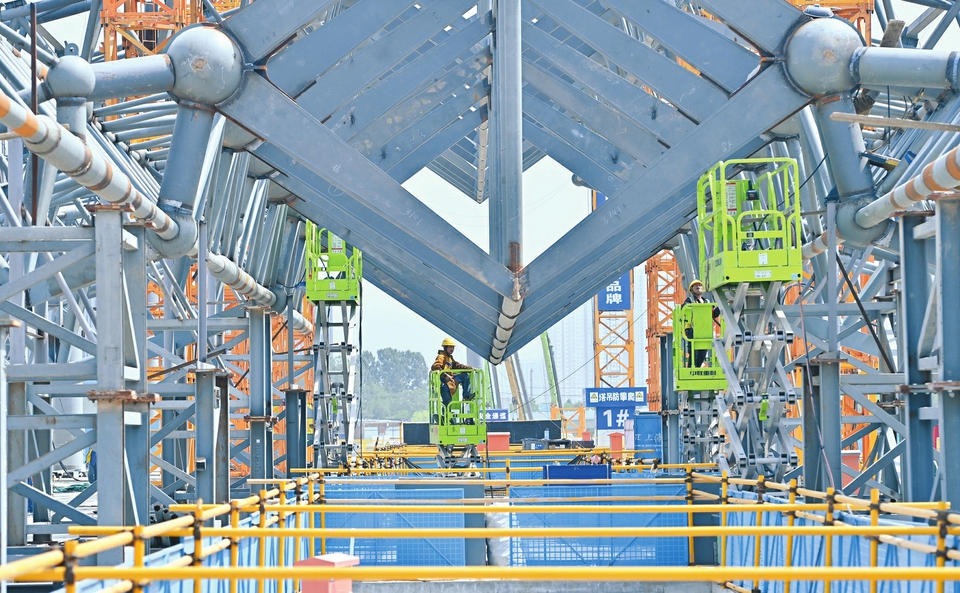 建筑面積40萬平方米，鋼結(jié)構助力太原機場三期改擴建工程！